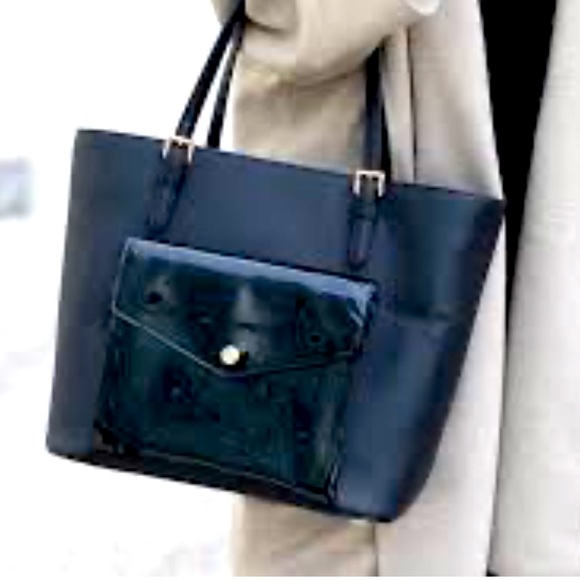 Michael Kors Jet Set Multifunction Black Leather Pocket Tote Bag - Picture 12 of 12